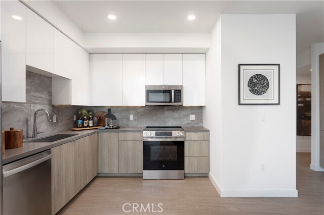 Photo - 511 S Harbor Blvd Unit 500