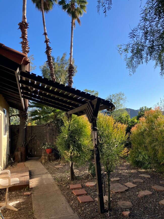 Front Yard - 22933 Portage Circle Dr Unit Apt. 2