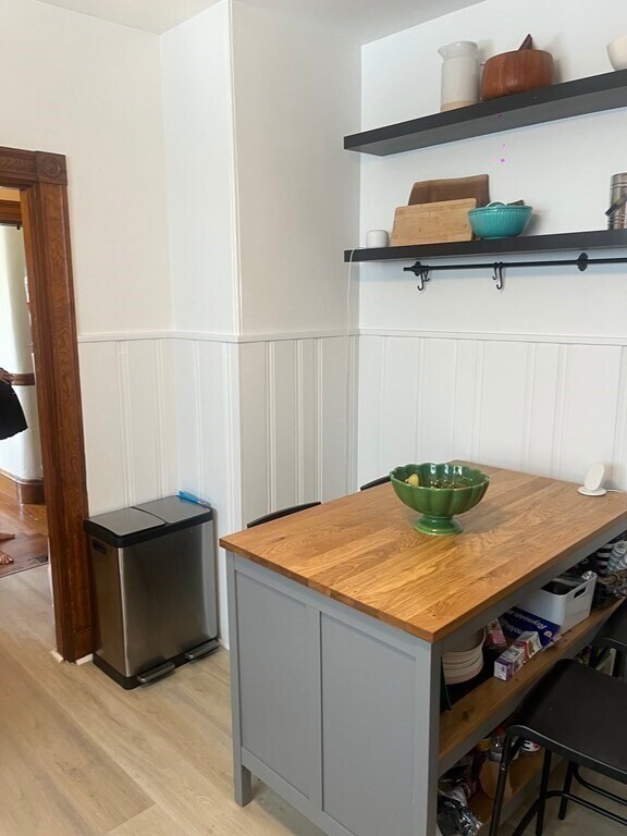 Photo - 898 Adams St Unidad A