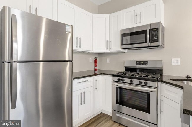 Photo - 3127 Cedar St Unit 1R