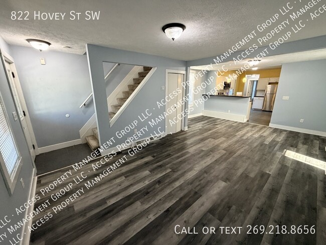 822 Hovey St SW