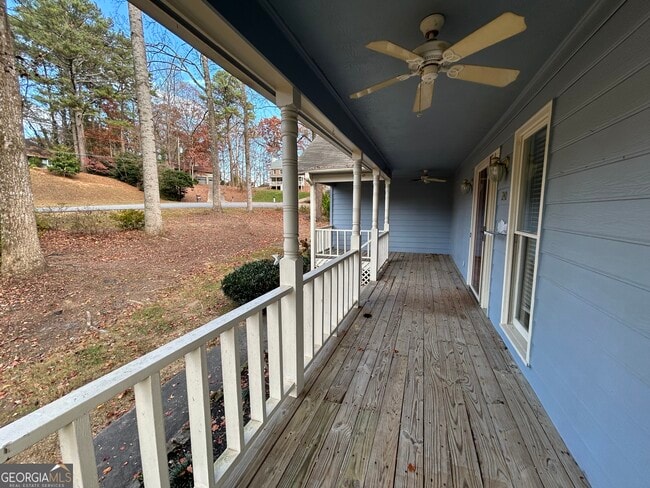 Photo - 240 White Pines Dr