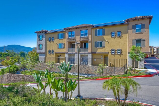 Available Now! 3 Story Townhome - New Cons... - Available Now! 3 Story Townhome - New Cons...