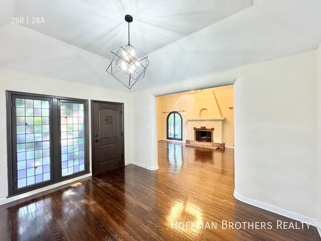 Photo - 350 N Crescent Heights Blvd Unit A