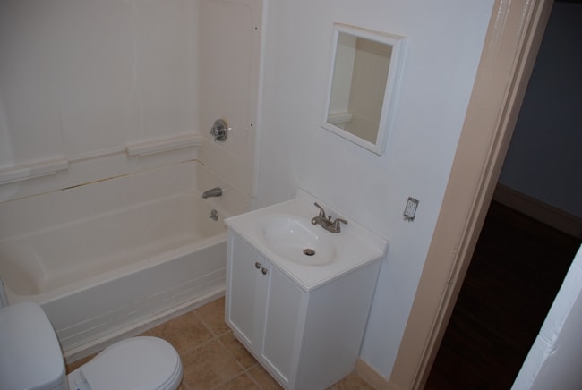 Photo - 381 Pine St Unit 1