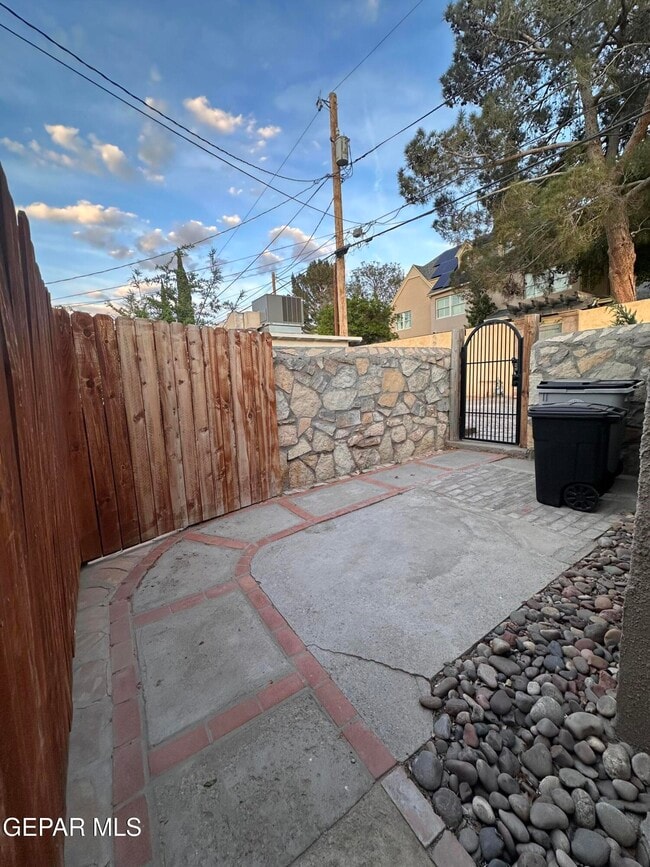 Photo - 502 Cincinnati Ave