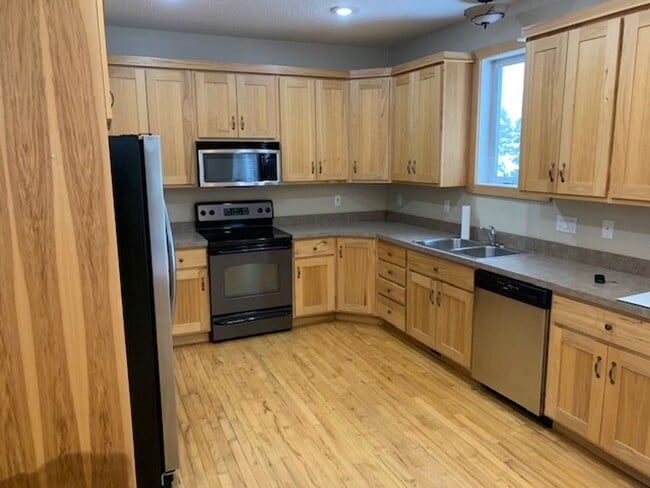 Photo - Nice 3 Bedroom 2.5 Bathroom Townhome in Hudson