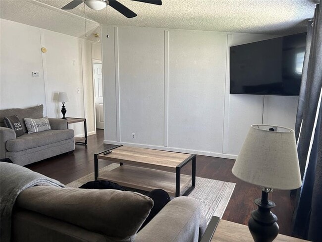 Photo - 3234 Cantabrian Dr