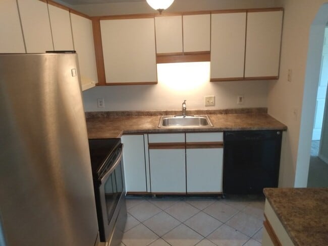 Photo - 7 Gibbs St Unit 9