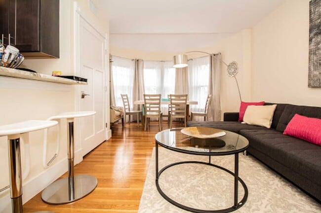 Rare 8/23/ move in.... Check out this 2 bed in Brighton... - Rare 8/23/ move in.... Check out this 2 bed in Brighton...
