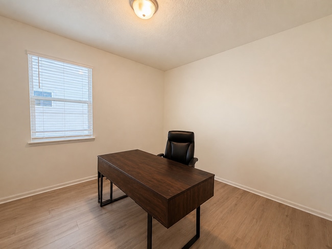 Photo - Spacious 5-Bedroom Home in Desirable Wells Creek