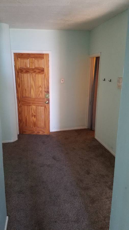 Photo - 1332 W 18th St