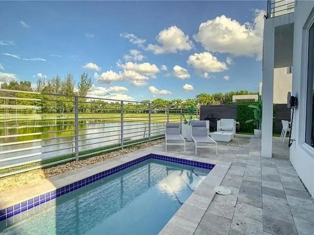 Photo - 6755 NW 103rd Ave