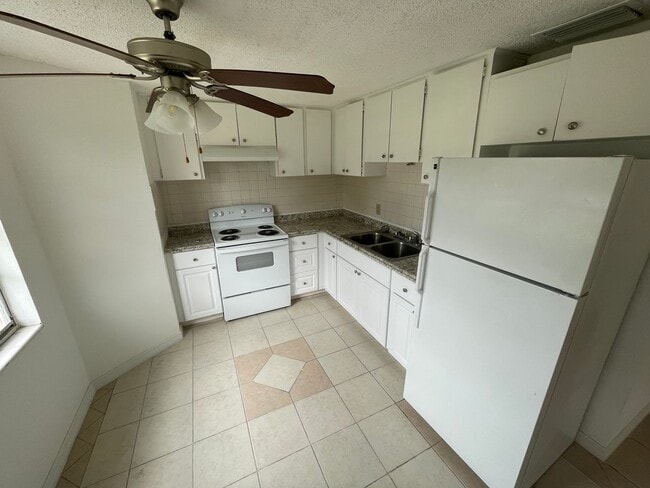 Photo - 5311 Avery Rd Unit 1