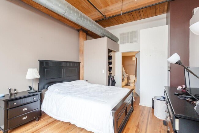 Photo - 2 bedroom in Chicago IL 60661 Unidad 813