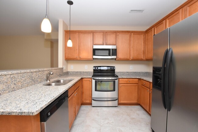 Photo - 1611 Bluffside Dr