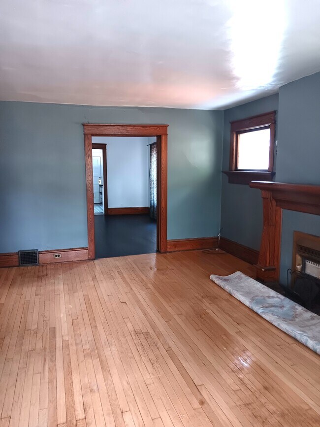 Photo - 1248 W 10th St