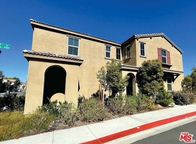 Photo - 42720 Azure St