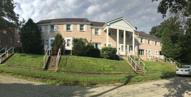 Building Photo - 211 Bunger St Rental
