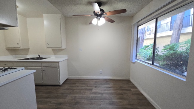 Photo - 530 N Wilson Ave Unidad 2