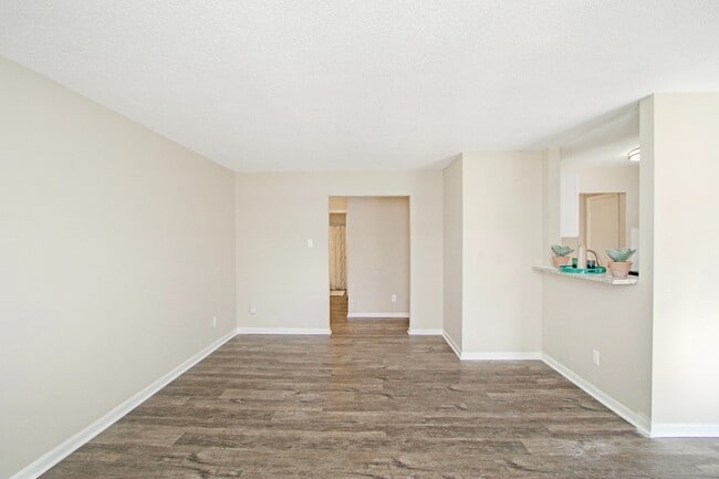 Photo - The Elliott at College Park Apartment Homes