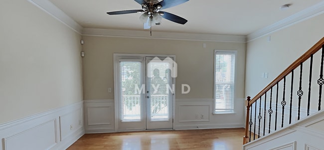 Photo - 213 16th St NW