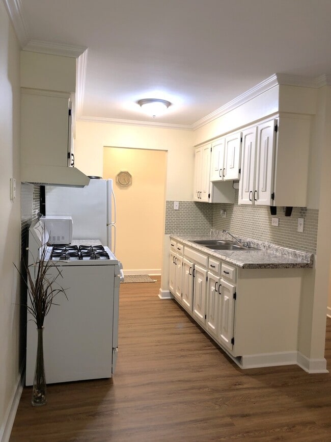 Photo - 1188 Royal Glen Dr