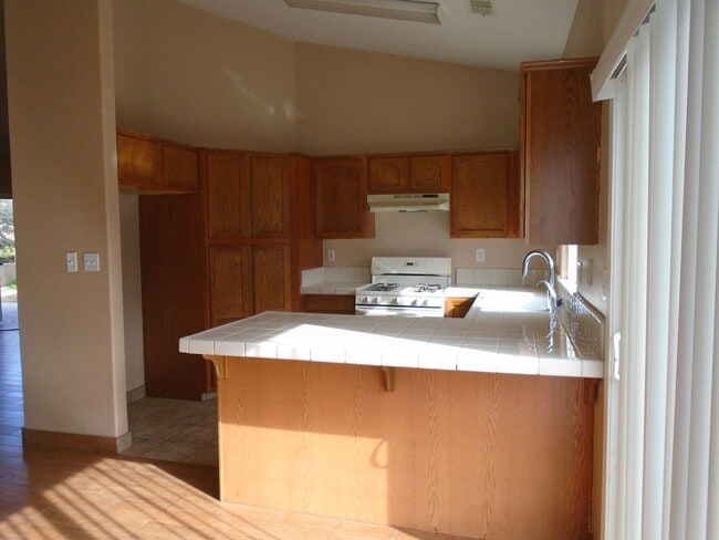 7015 Rogue River Dr
