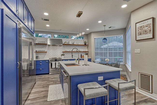 Building Photo - 18 Heather Wisp Ct