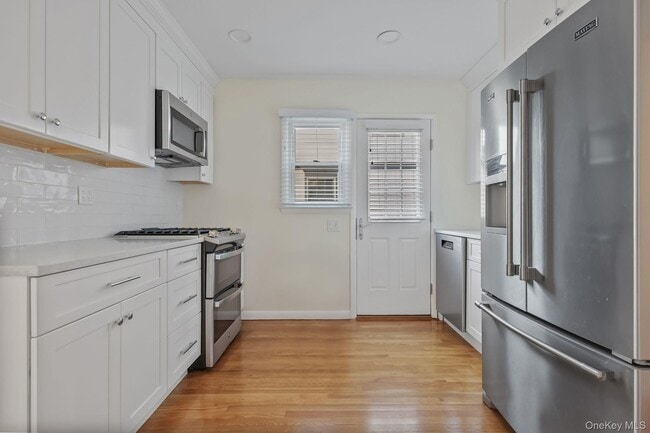 Photo - 20 Kraft Ave