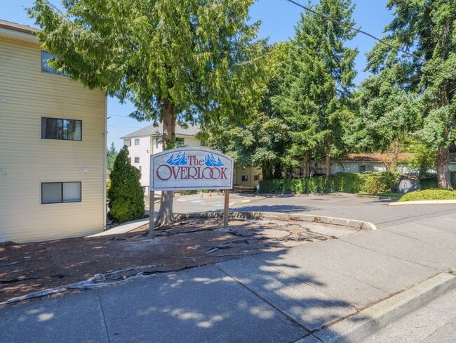 Building Photo - 2 Bed - 2 Bath Federal Way Condo! Unit E303