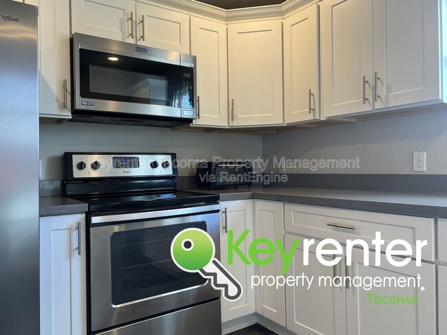 Photo - 4803 S Oakes St