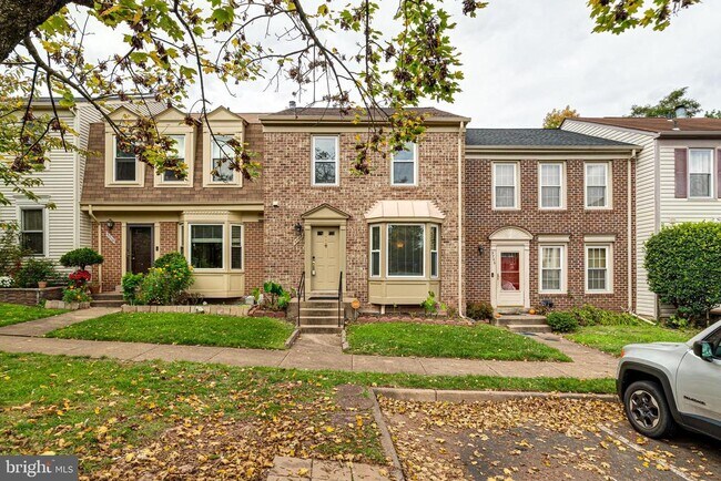Photo - 5708 Heritage Crossing Ct Townhome