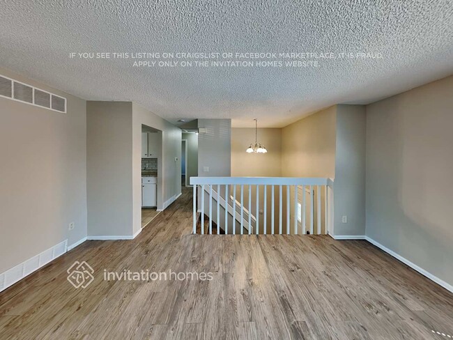 Photo - 1534 S Fraser Way