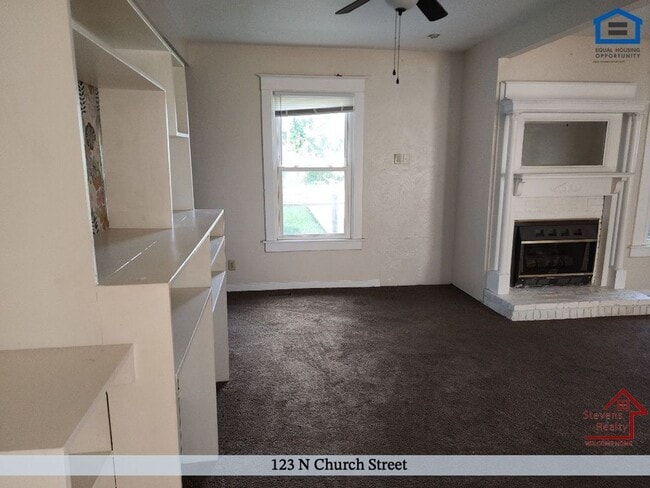 Photo - 123 N Church St