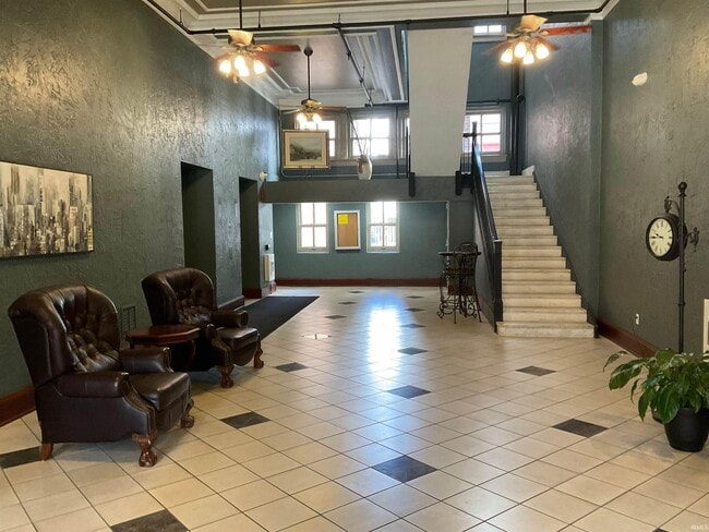 Photo - 112 W Washington Blvd Unit 319