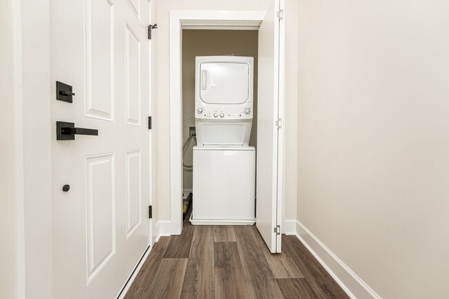 Photo - Luxury 2 Bed, 2.5 Bath Home with Two-Car Garage in Downtown Charleston
