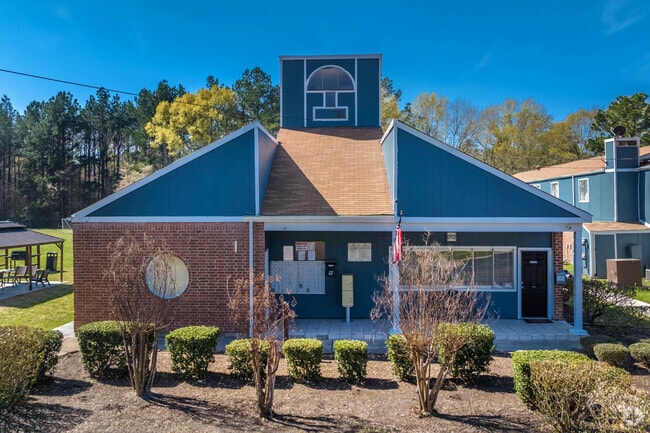 Leasing Office