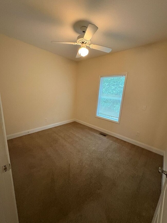 Photo - PRE-LEASING FOR AUGUST 2026!