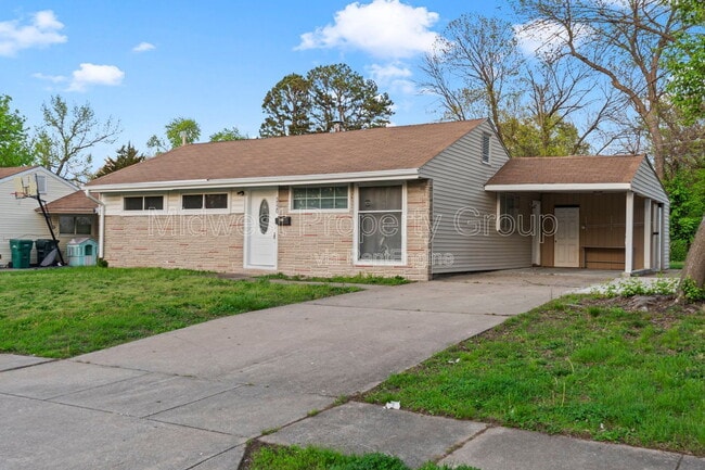 Building Photo - 5520 Holborn Dr