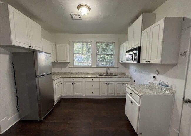 Photo - 2232 St Charles Ave