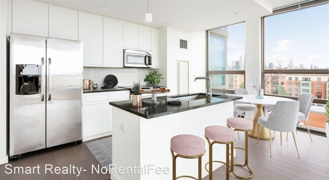 Photo - 950 Monroe St