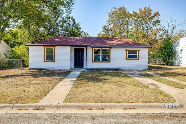 Remodeled 3 Bed, 1 Bath Home in Morningsid... - Remodeled 3 Bed, 1 Bath Home in Morningsid...