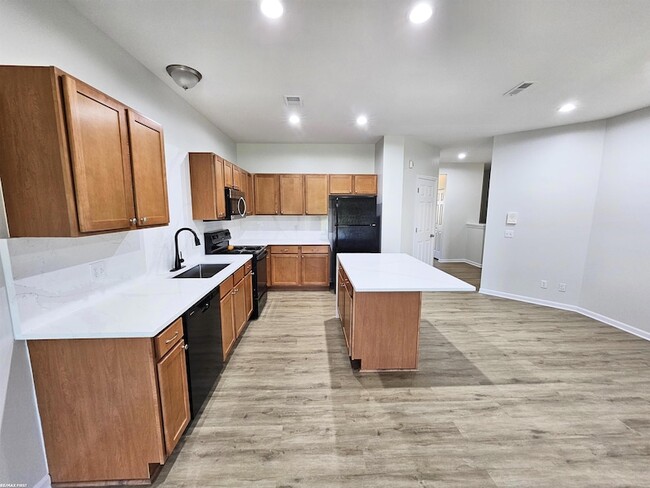 Photo - 7867 24 Mile Rd Unit 17