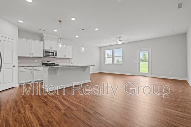 Photo - 45 Village Edge Dr