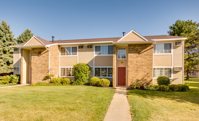 Photo - Oxford Row Apartments
