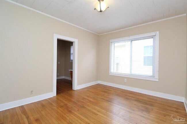 Photo - 1504 E Strong St