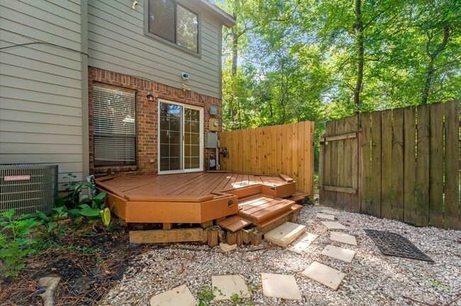 Photo - 30 Willowwood Cir