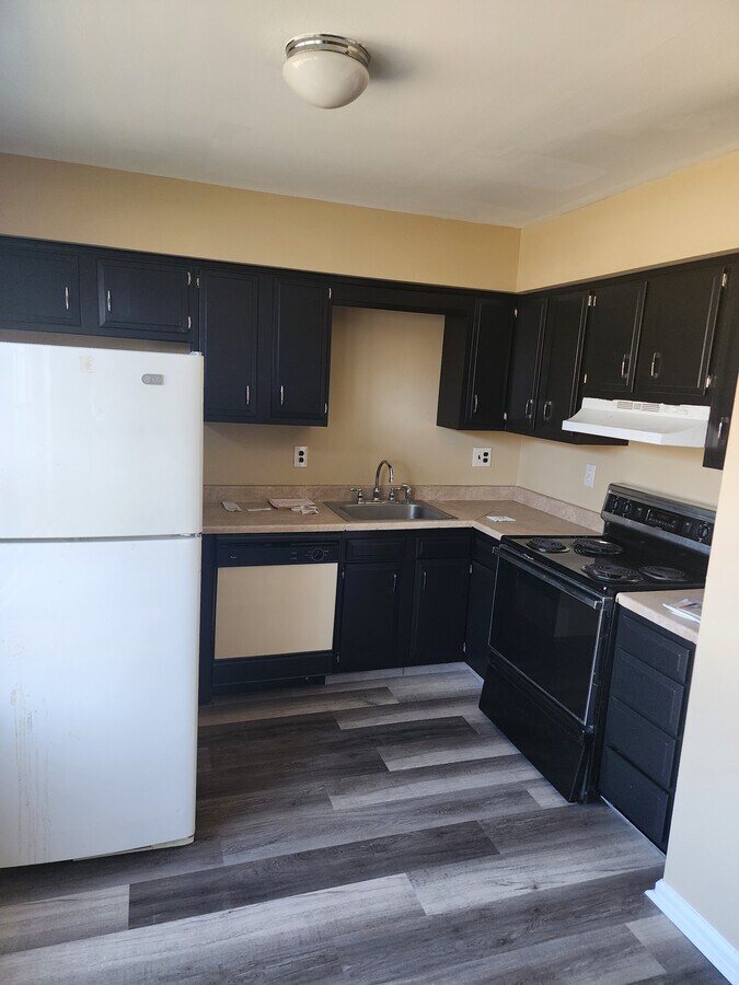 Photo - 9 Hampton Gate Dr Unidad AptB