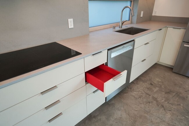 Photo - 12529 Wagner St